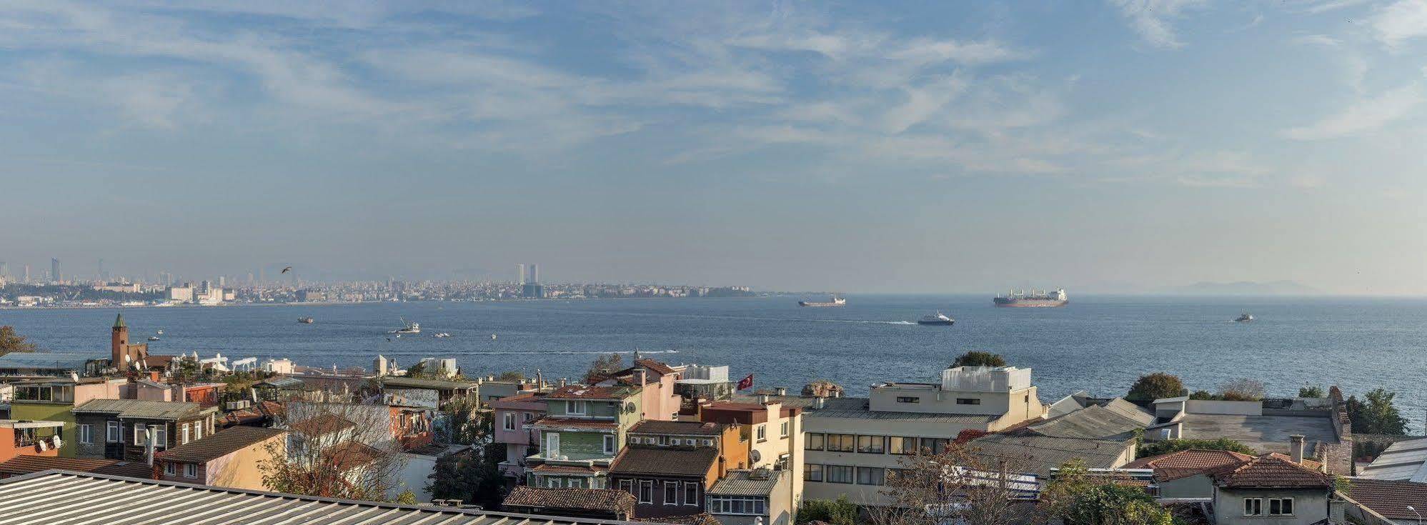 Perapolis Hotel Istanbul Bagian luar foto