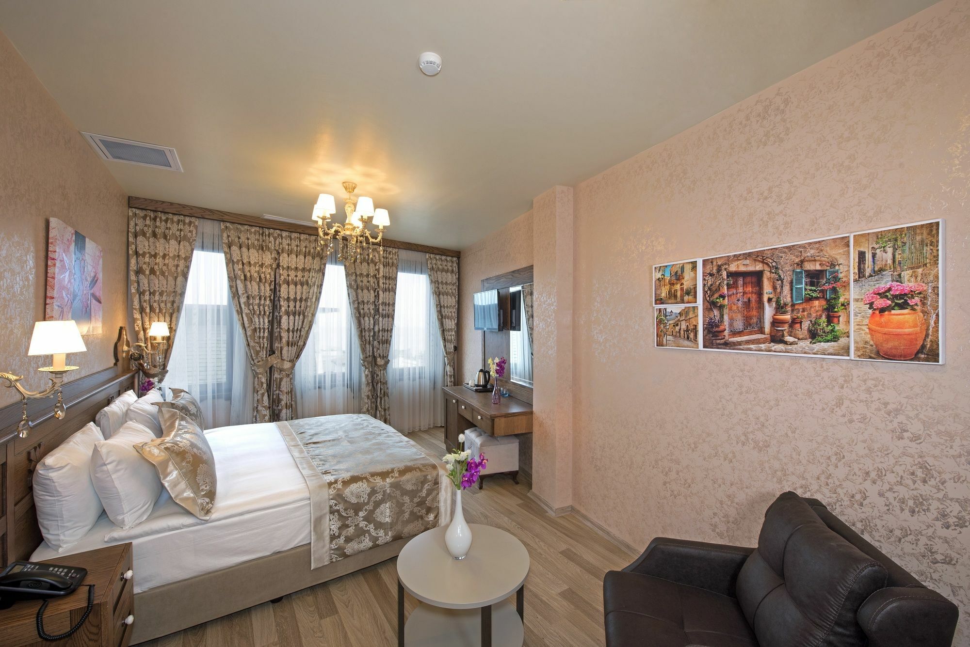 Perapolis Hotel Istanbul Bagian luar foto