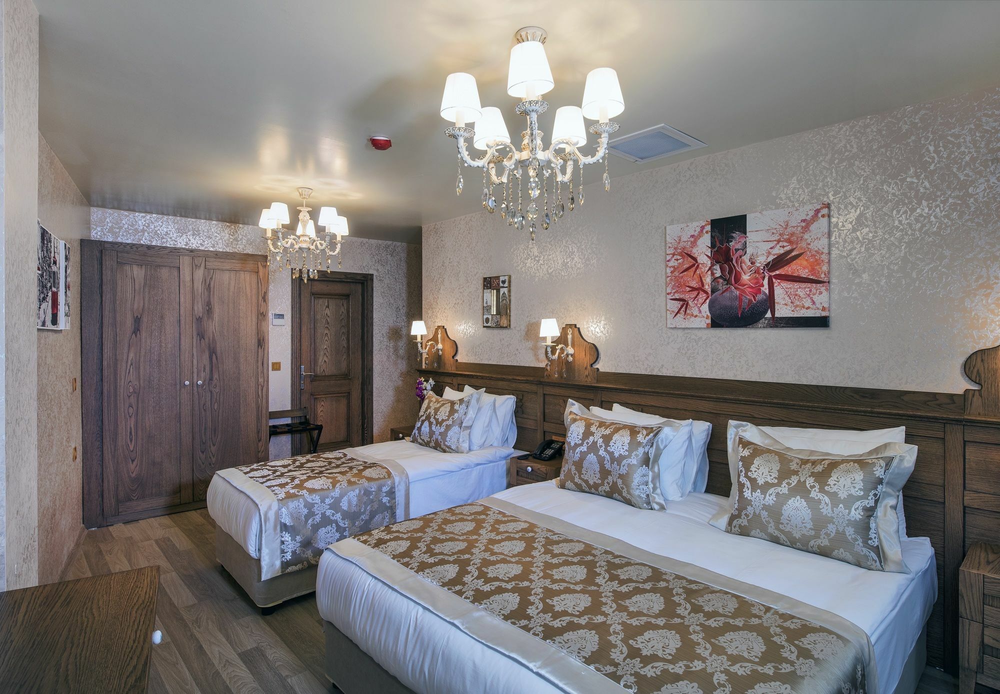 Perapolis Hotel Istanbul Bagian luar foto